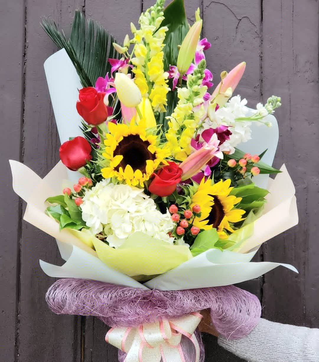 Farmhouse Fresh arrangement with hydrangea in stoneware